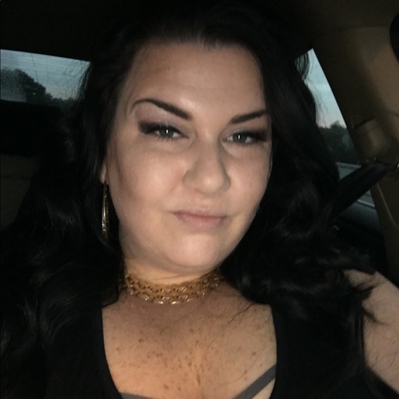 Meet your Posher, Megan - Picture 1 of 1